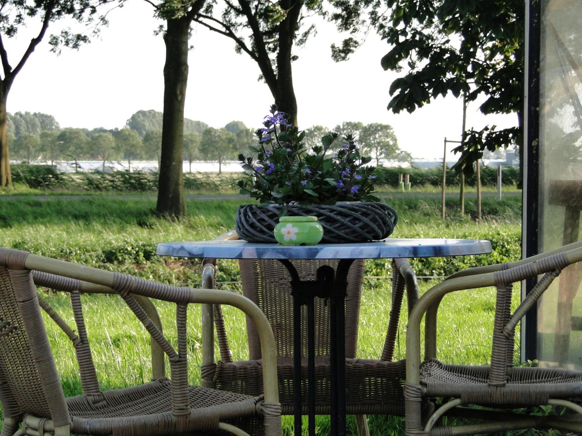Boerderij De Spijken Bed & Breakfast Ammerzoden Екстериор снимка